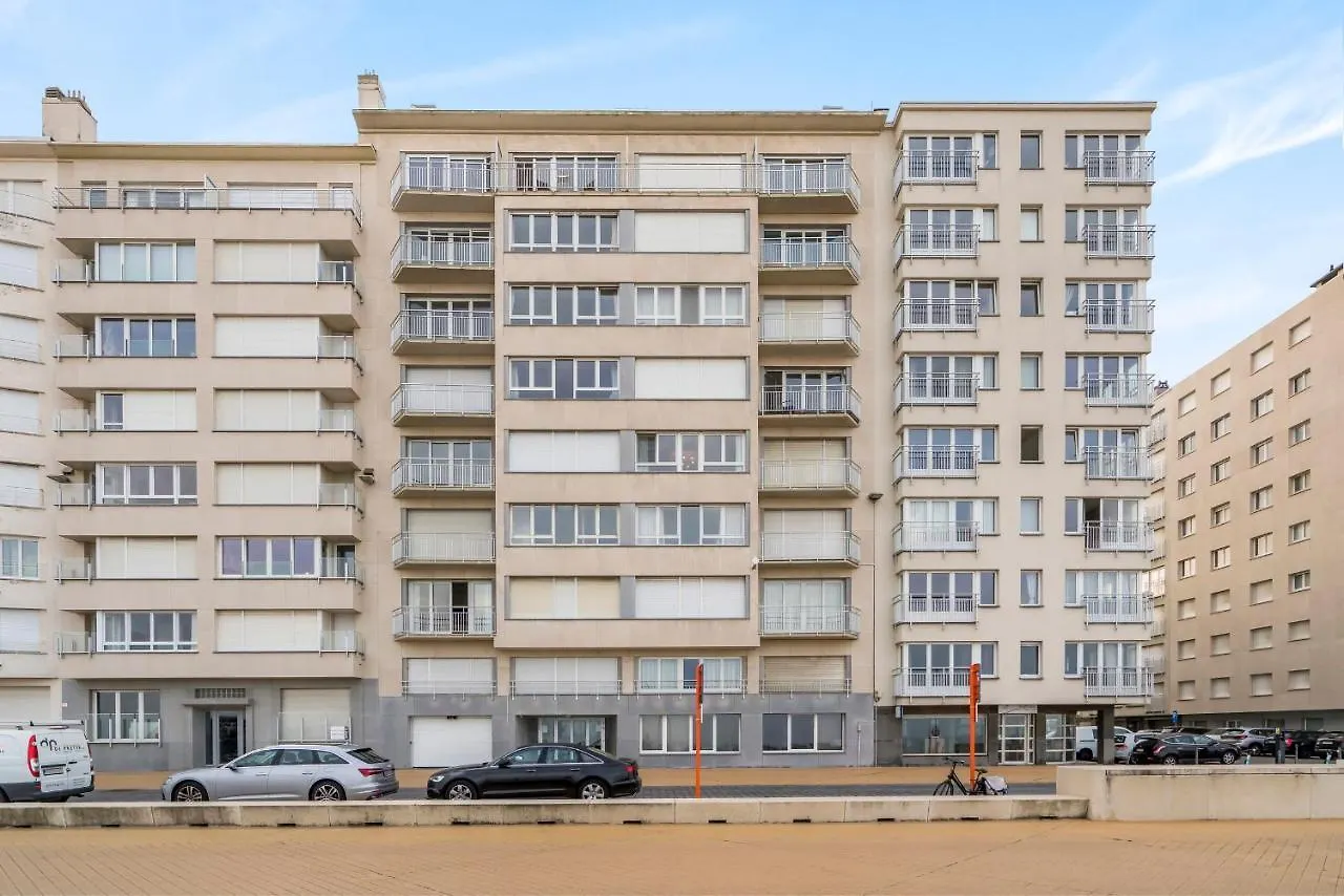 Zonnig Familie App Op Zeedijk Met Zeezicht Voor 6P Apartment Ostend 0*,  Belgium